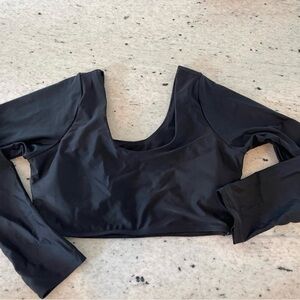 NWOT Albion Cropped Swim Top, Black